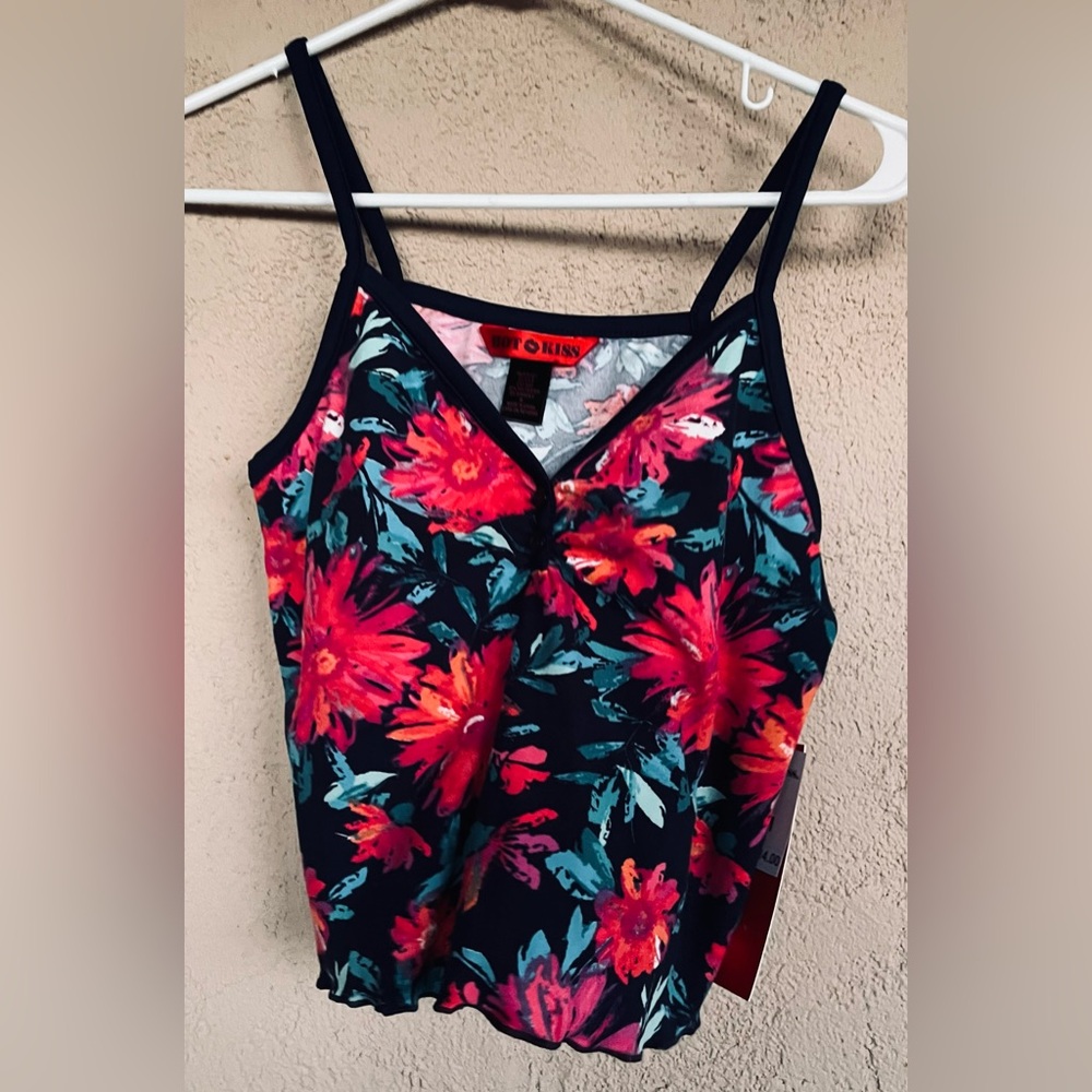 5/$7 Hot Kiss Bold Floral Tank Top
